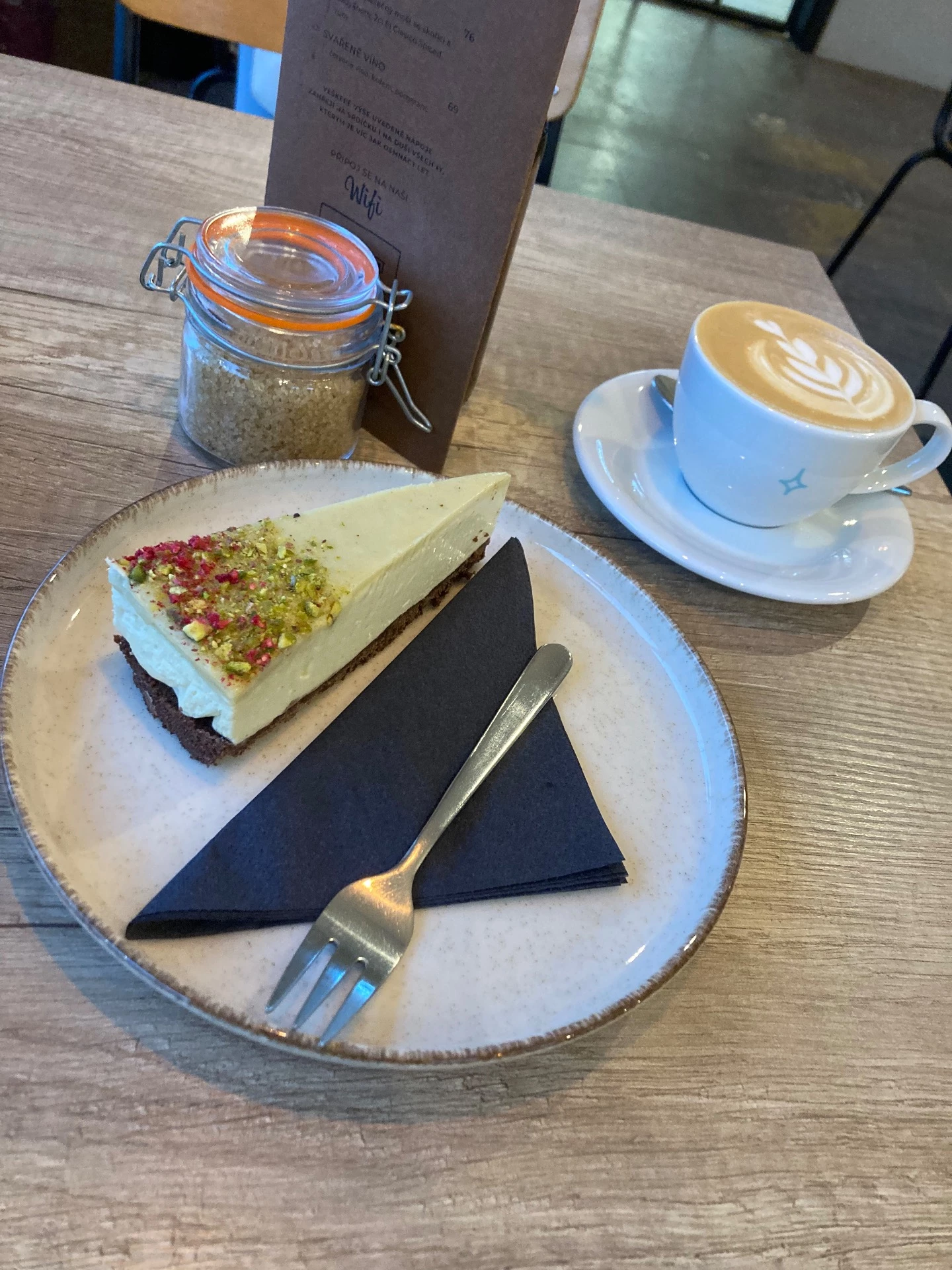 Featured image for “Dokolakafe – Jilemnice ☕🍰”